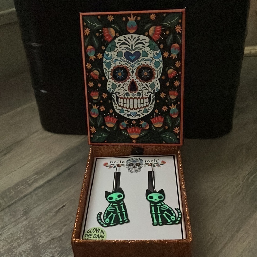 BELLA & JACK GLOW IN THE DARK SKELETON CAT DAY OF THE DEAD WIRE DANGLE EARRINGS - Picture 6 of 8